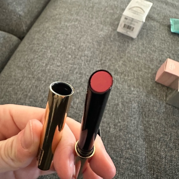 Hourglass ultra slim lipstick - Picture 3 of 5